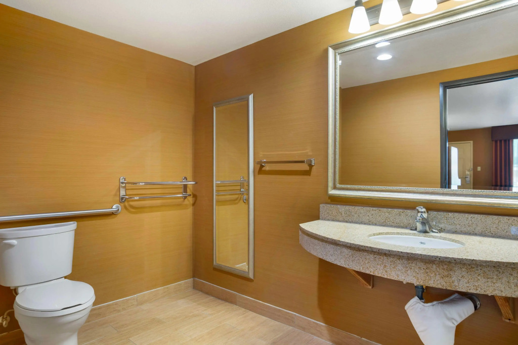 Best Western Exeter Inn & Suites