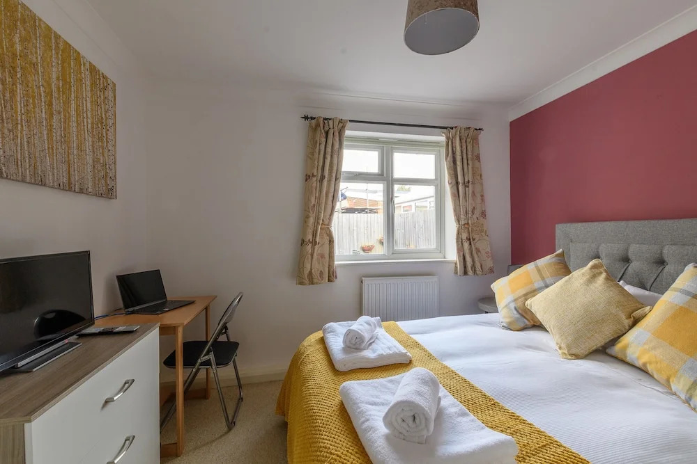 Lovely Bungalow in Newark
