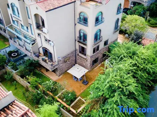 Wanyun Courtyard (Jinlin Bay, Qujing)