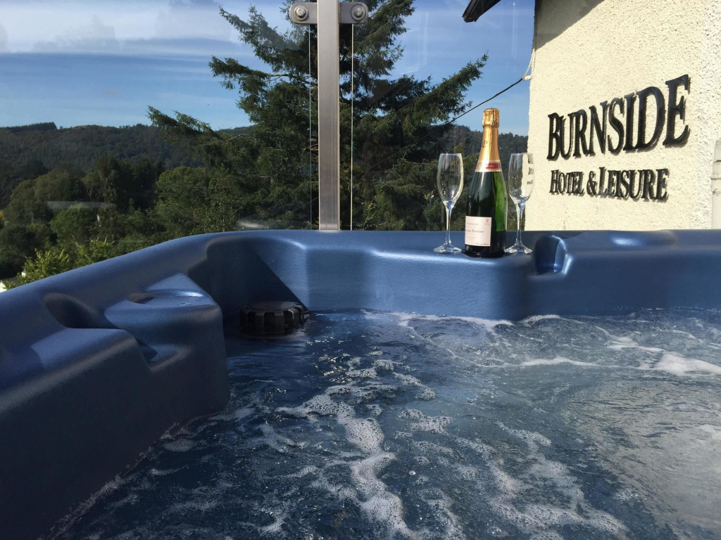 Lakes Hotel & Spa