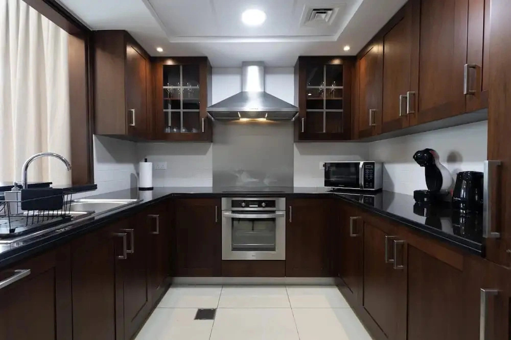 Luxury 2BR Downtown Apt With Burj Khalifa View