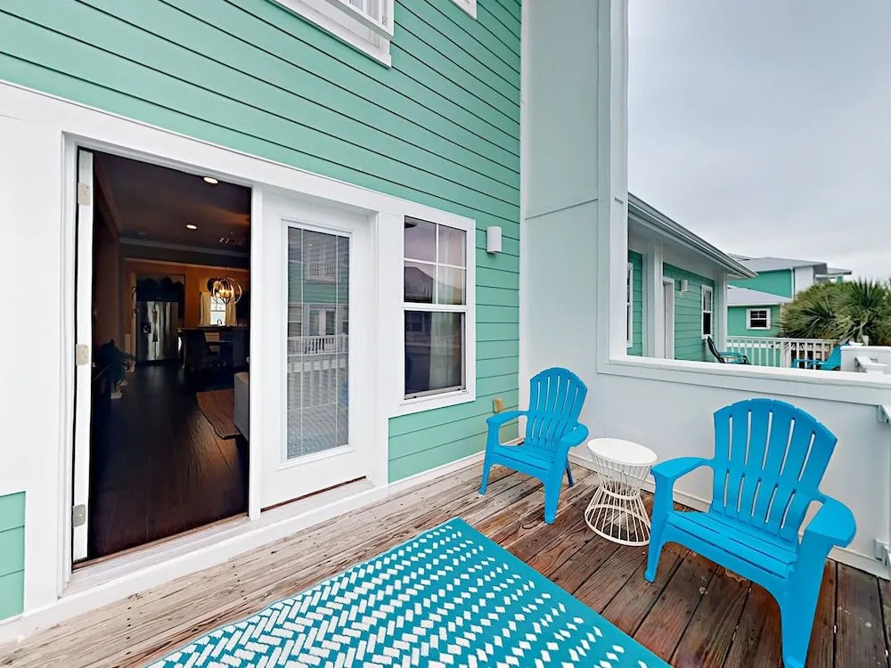 Blondie's Beachhouse - 3 Br Condo