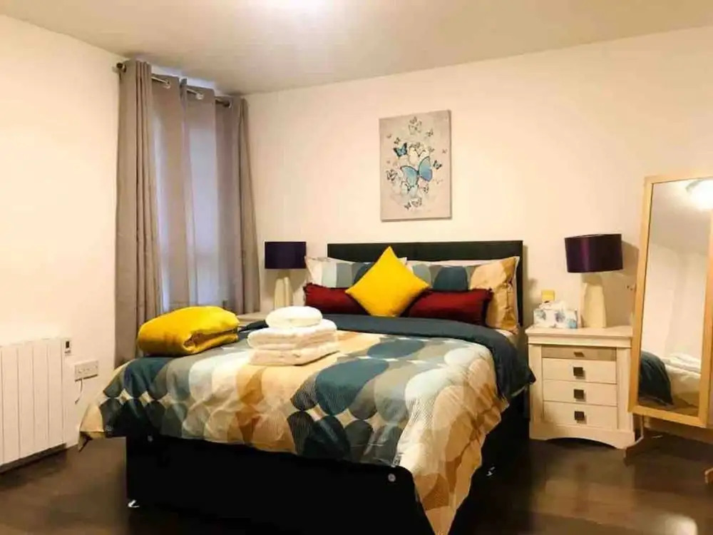 Aarons Stunning 2-bed in Aberdeen City Centre
