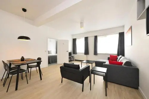 House 22 longstay