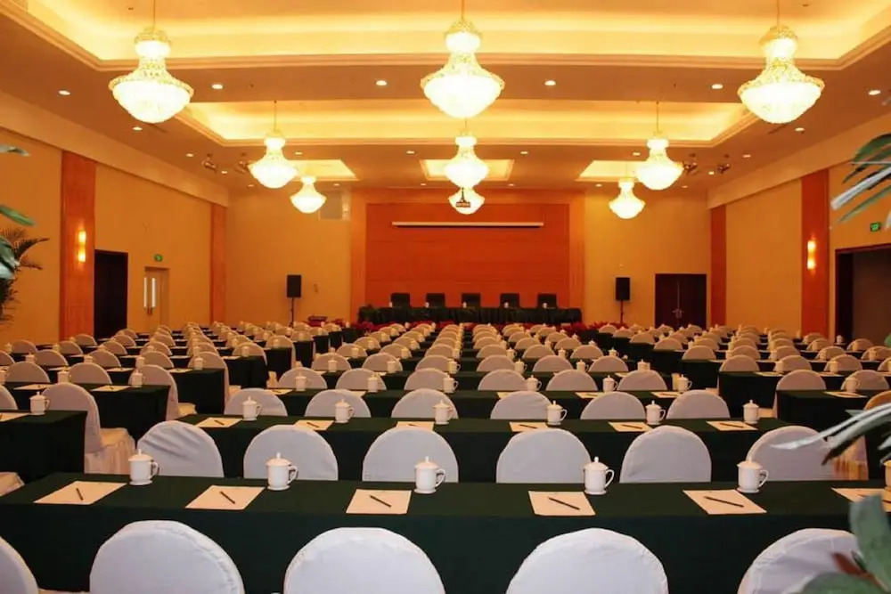 Jinhangxian International Business Hotel