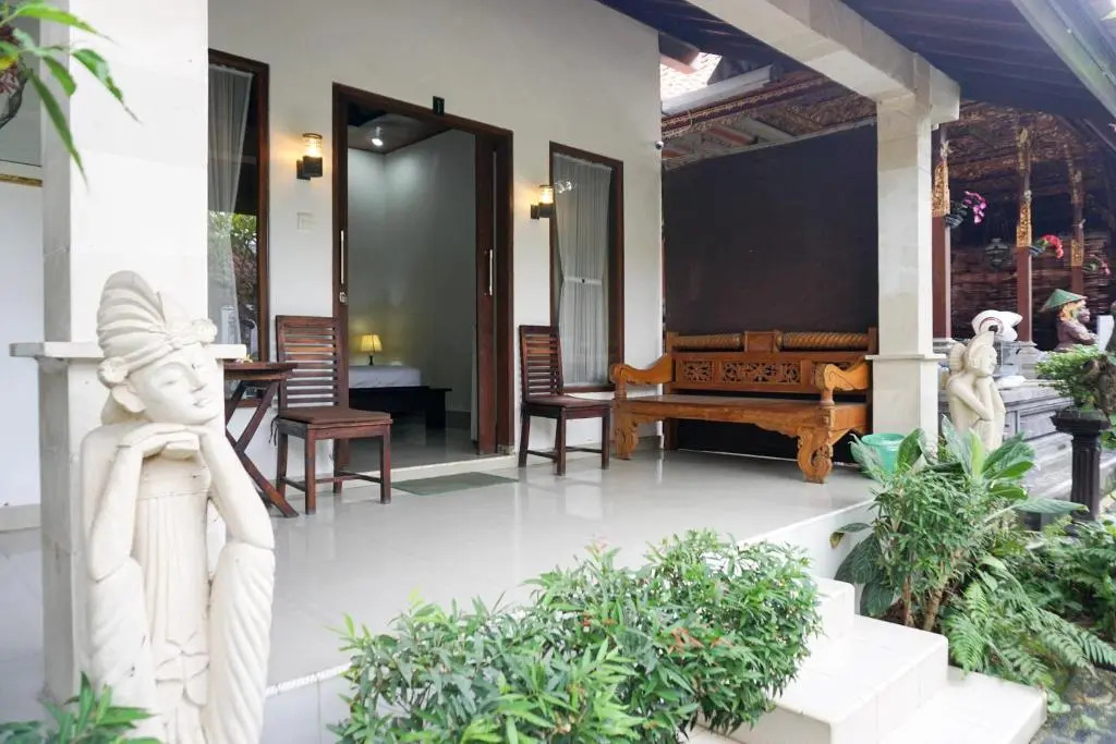 Ary Guest House