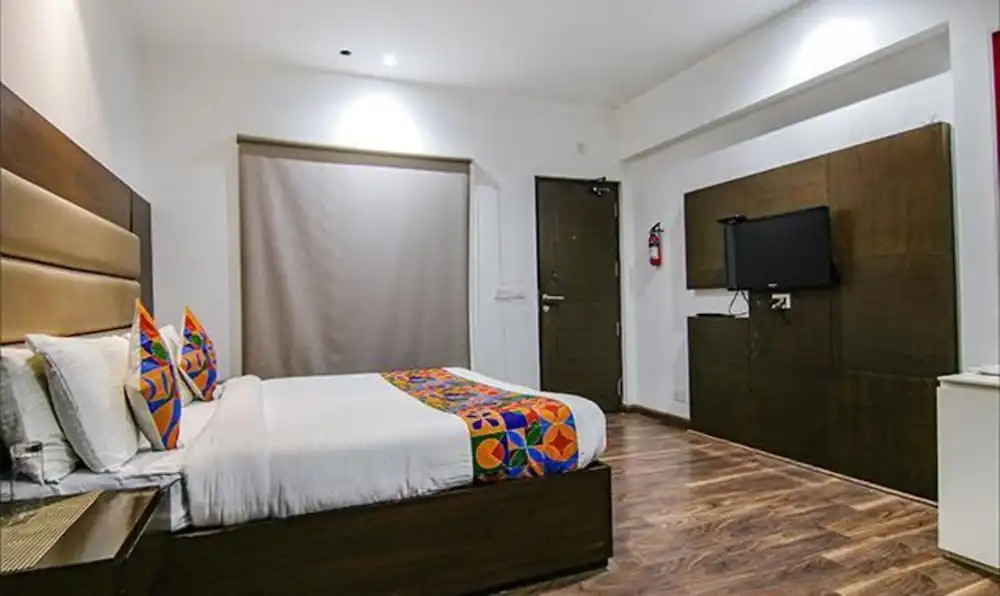 Fabhotel Paradise Ville Resort