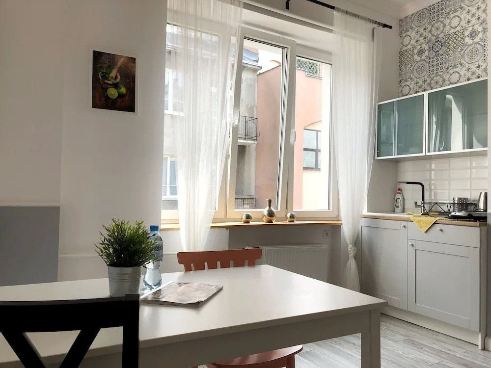 B&A Apartments Central