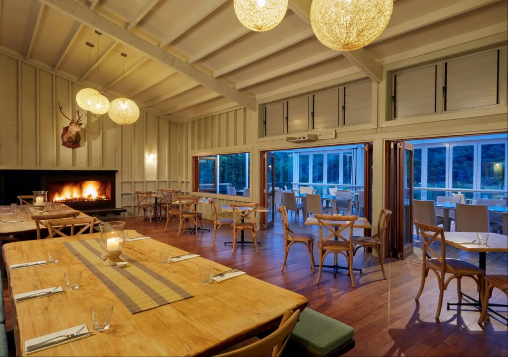 Awaroa Lodge