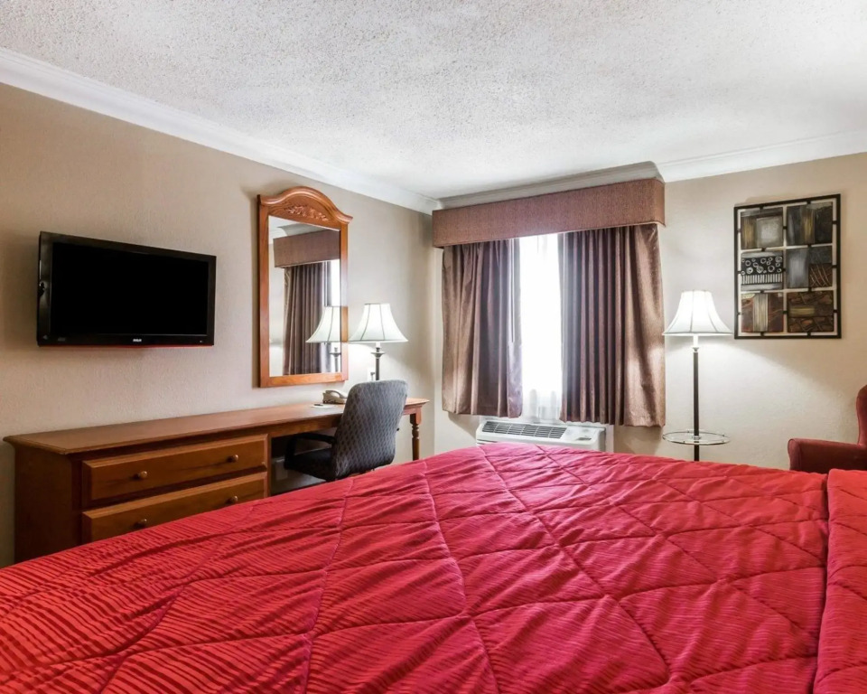 Quality Inn & Suites