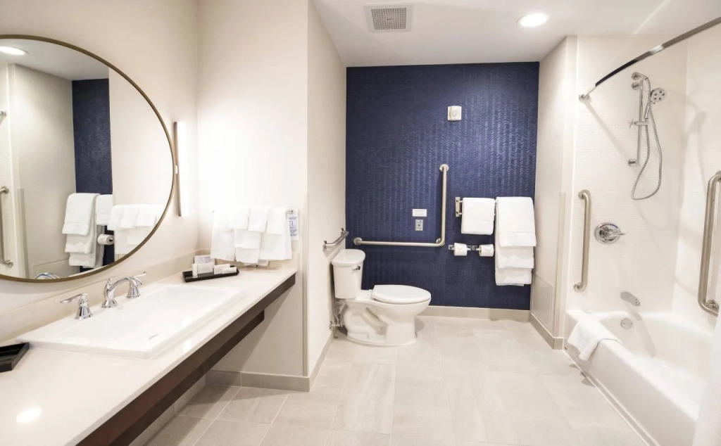 Fairfield Inn & Suites Ottawa Airport