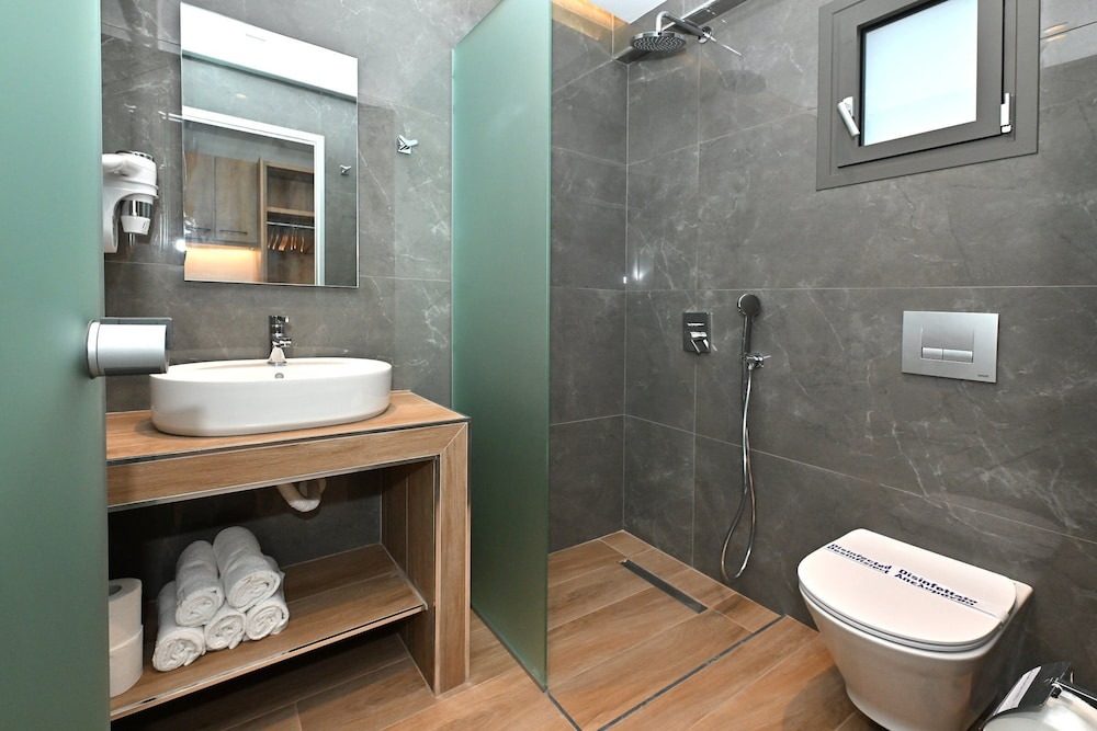 Maltepe Luxury Accommodation By Travelpro Services