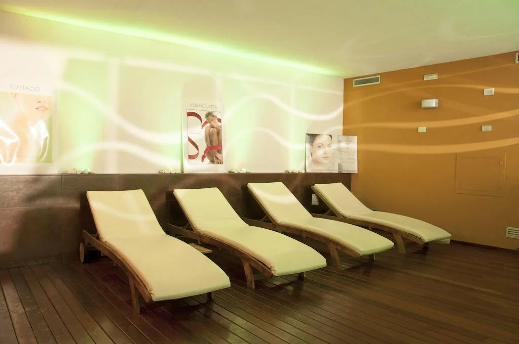 Artemide Fiore Club