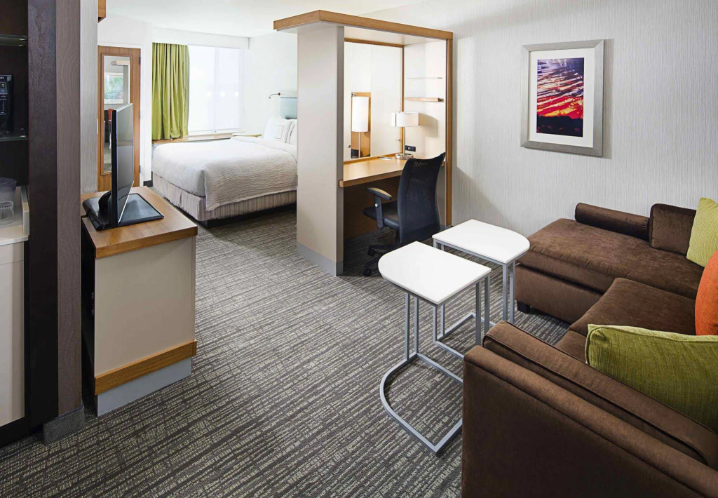 SpringHill Suites by Marriott Carle Place Garden City