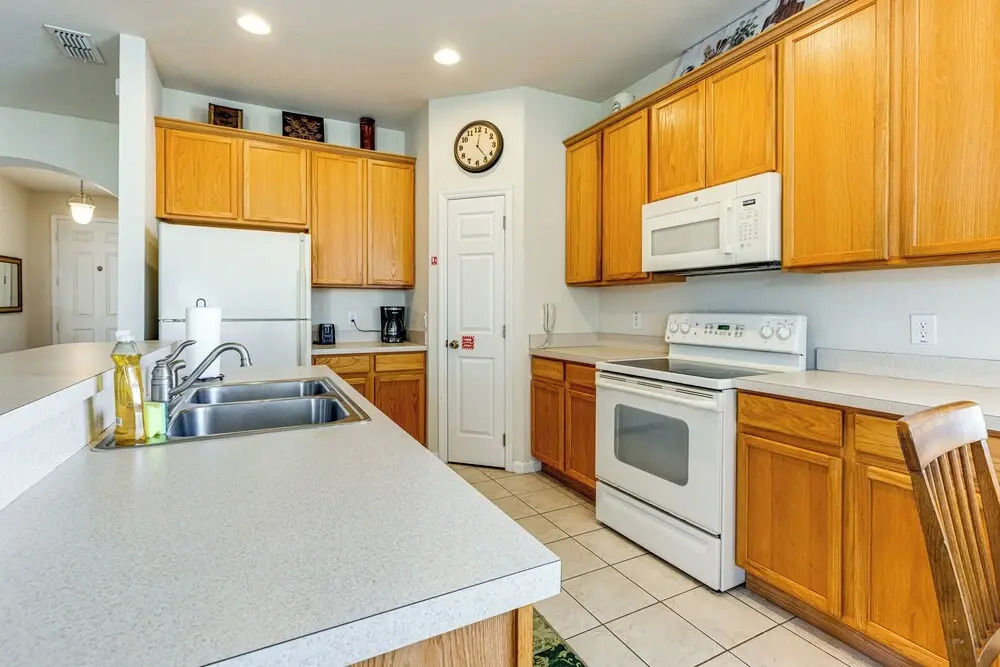 Resort Retreat w/ Outdoor Oasis: 13 Mi to Disney!