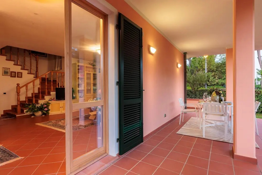 Regina Beach Villa, by the beach in Marina di Pietrasanta
