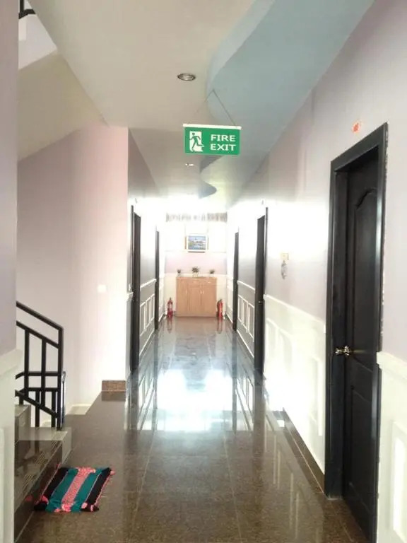 Tith Hour Guesthouse