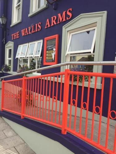 Wallis Arms Hotel