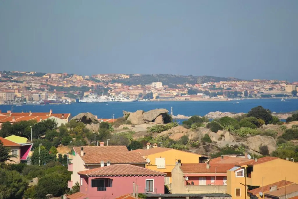 PALAU VISTA MARE TERRAZZA ARIA COND BBQ 3cam 2bagni Lavastoviglie Lavatrice Parcheggio