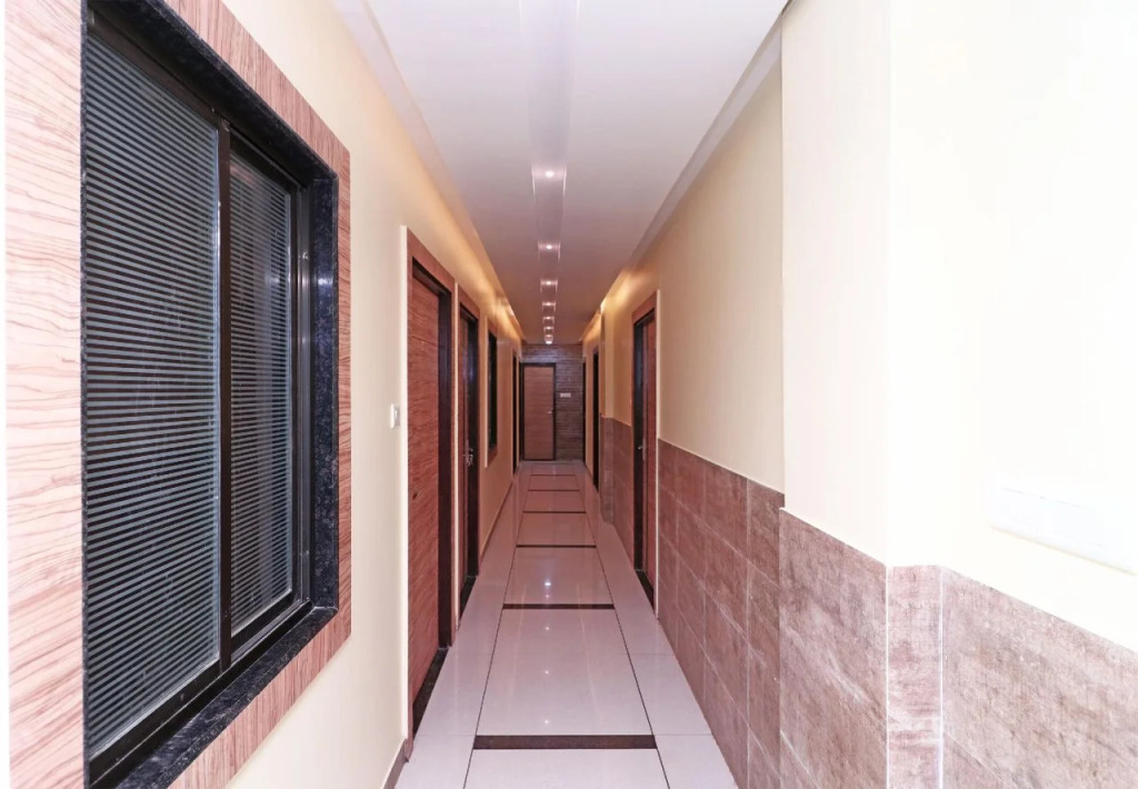 Hotel Sapphire Inn