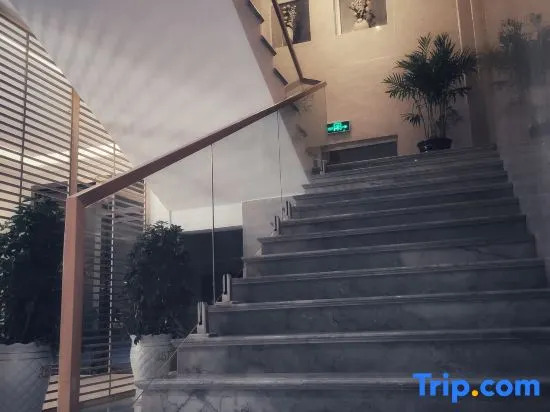 Meet· CC Hotel