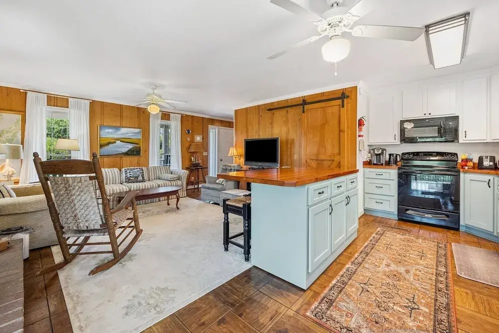 Berry Restful 5 Bedroom Home