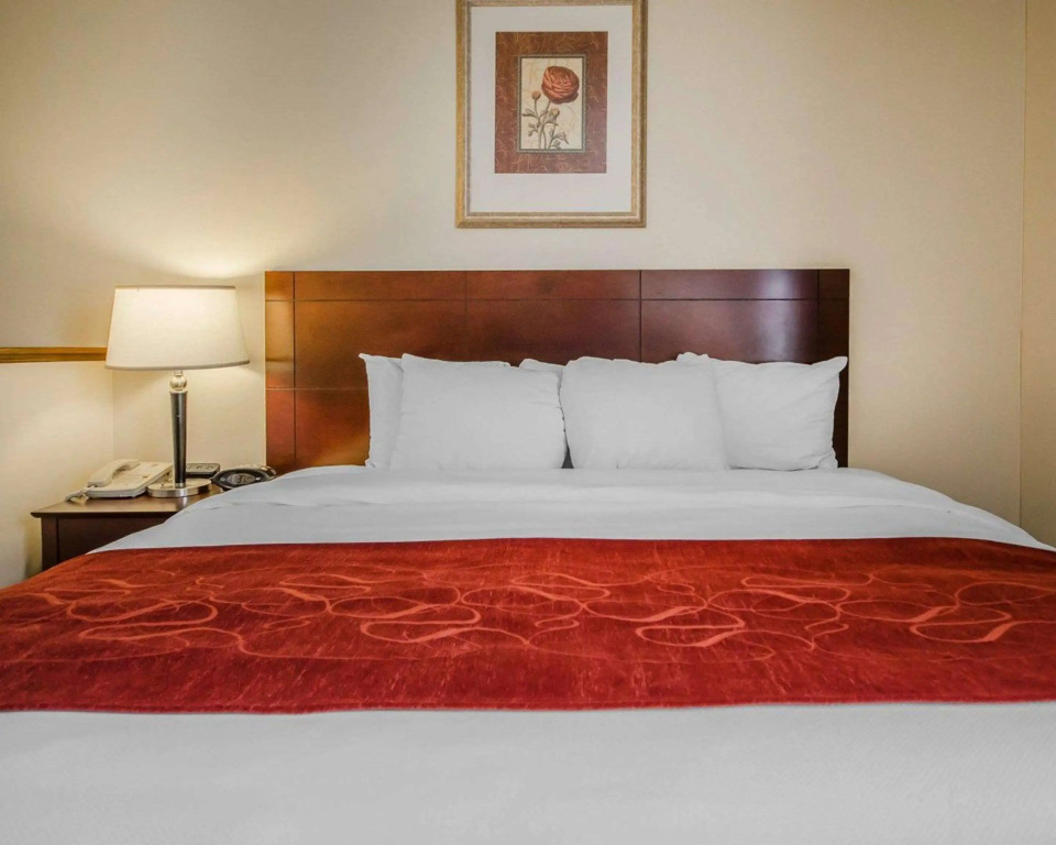 Quality Suites Jeffersonville - Louisville North