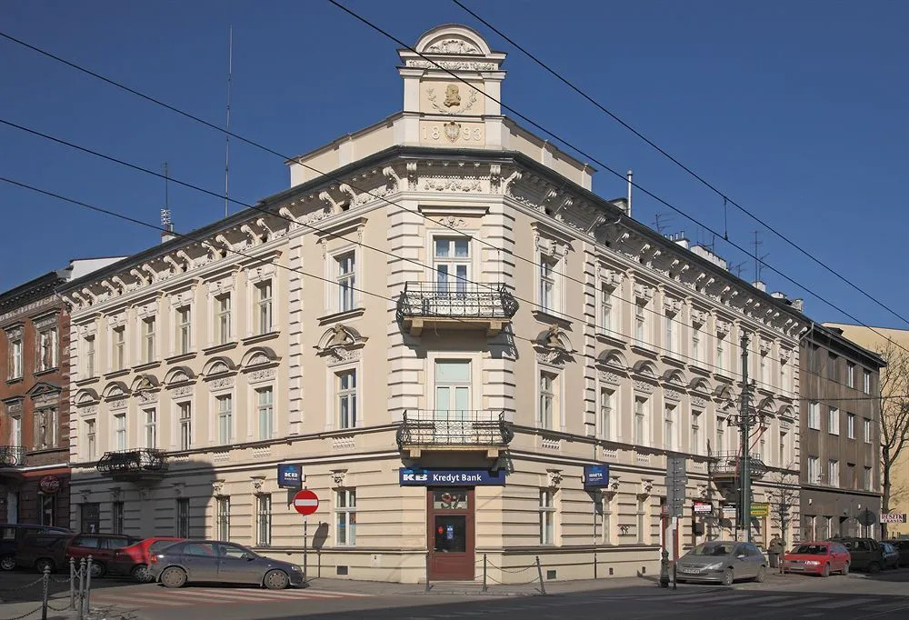 Enigma Hostel  Apartments