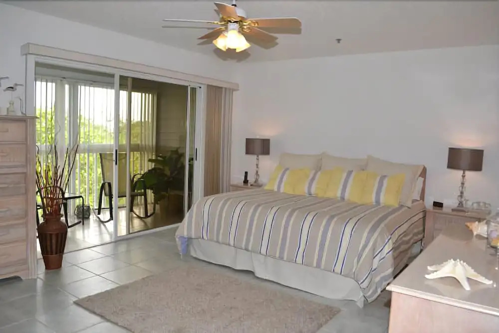 Cove at Sandy Pointe Unit 111