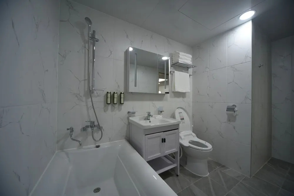 Haeundae Central Hotel
