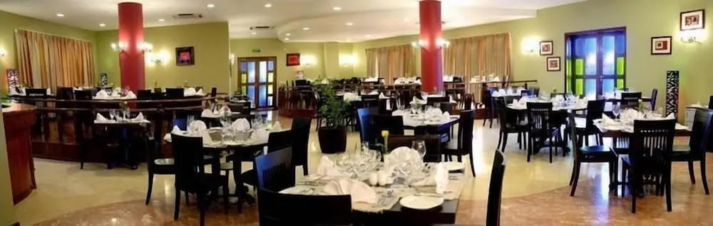 Snowcrest Hotel