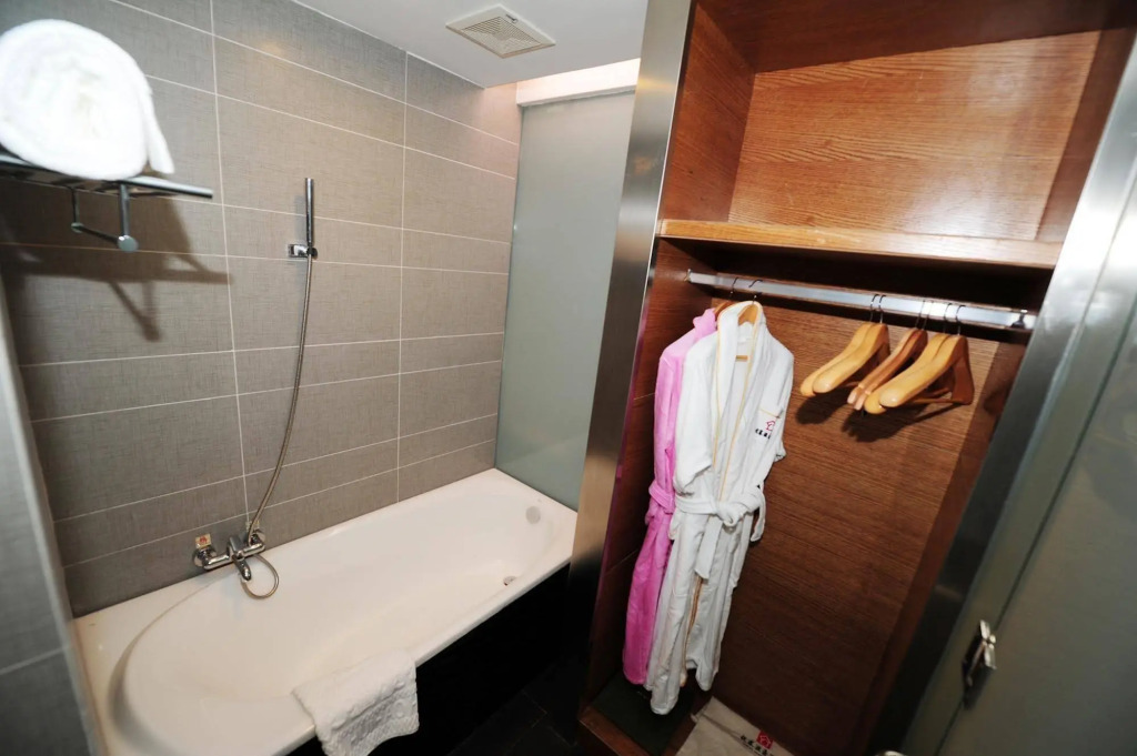 Yuejia Huihao Hotel