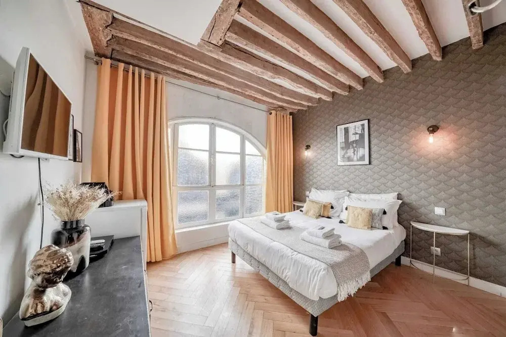 Apartment in Paris for 2 People