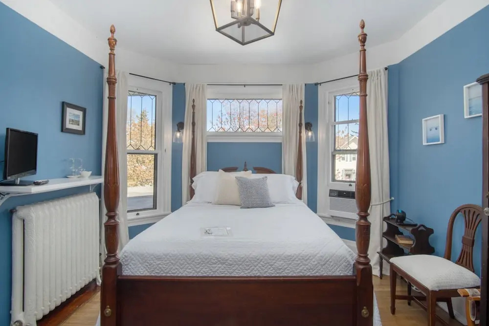 The Lamplighter Bed & Breakfast of Ludington