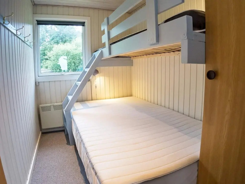 6 person holiday home in Thyholm-By Traum