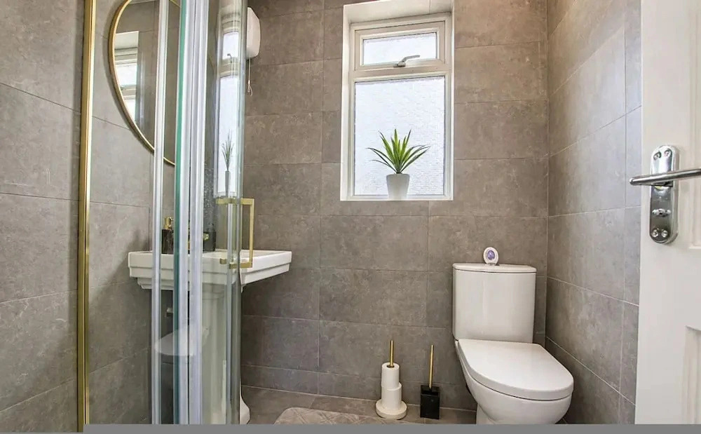 Wembley Garden Retreat 4BR Sleeps 7 Near Station