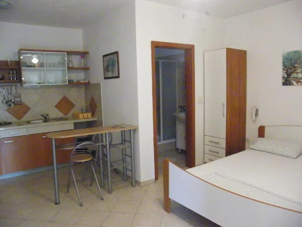 Apartments Maslina