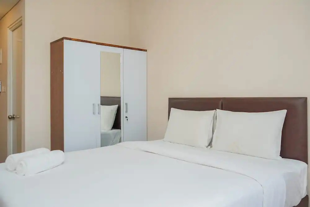 Homey and Simply Studio Apartment at Ayodhya Residences
