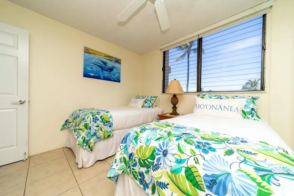 Kihei Akahi D402