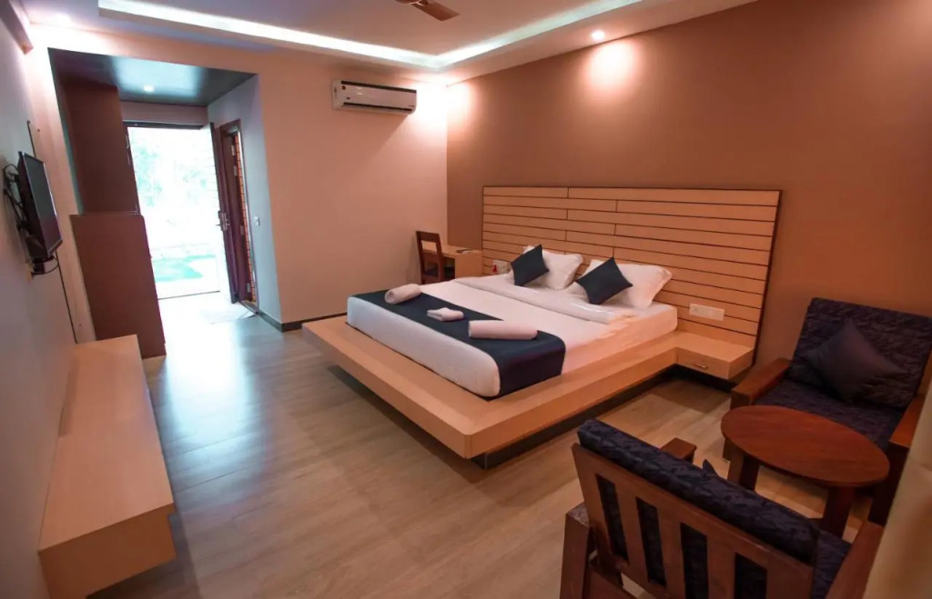 Golden Sands Resort, Morjim