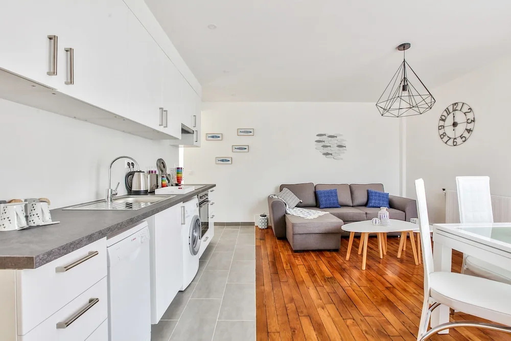 49 Pretty Flat In Menilmontant