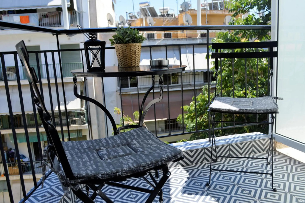 Athens Nest