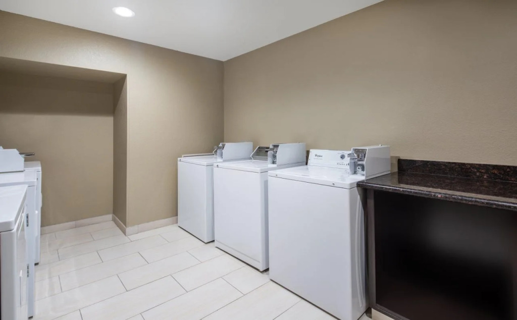 Holiday Inn Express Ontario by IHG