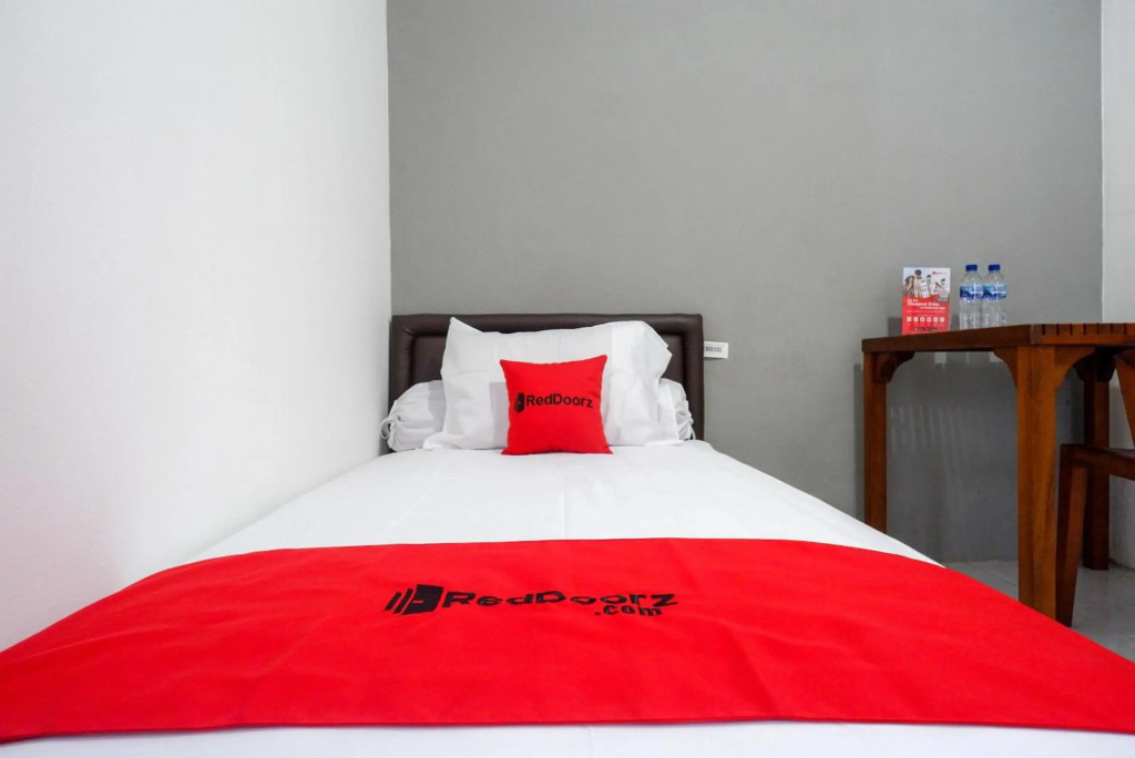 KoolKost Syariah near Universitas PGRI Semarang - Minimun Stay 6 Nights
