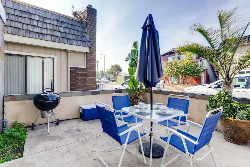 Amazing Family Friendly Newport Beach Home - 1 Block To Ocean (C2)