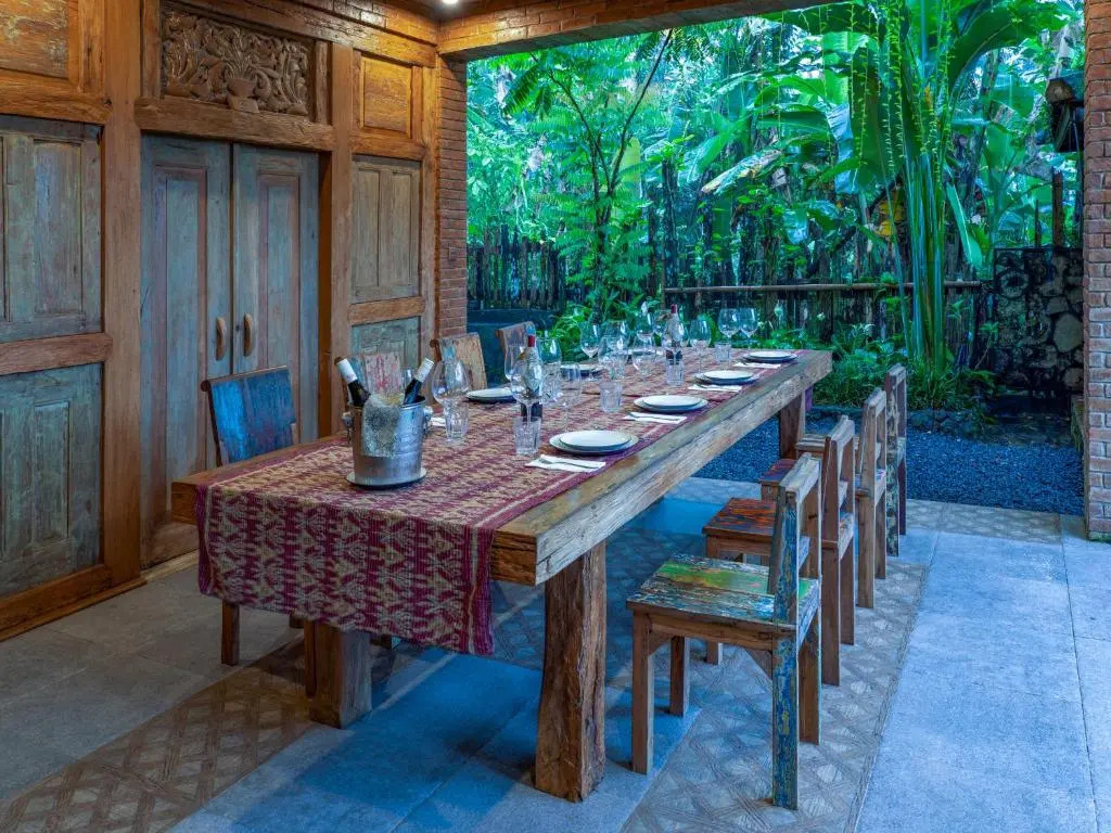 Nienté Bali