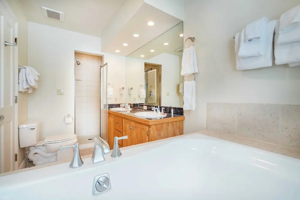 Etta Place Too 113 by Avantstay Close to Town & The Slopes! In Complex w/ Communal Pool & Hot Tub