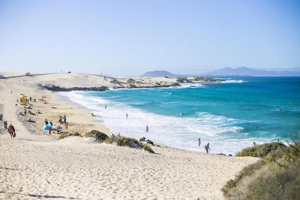 Corralejo Dunes Apartment Papaya with Pool & Wifi- Only 300m to the Beach by Holidays Home