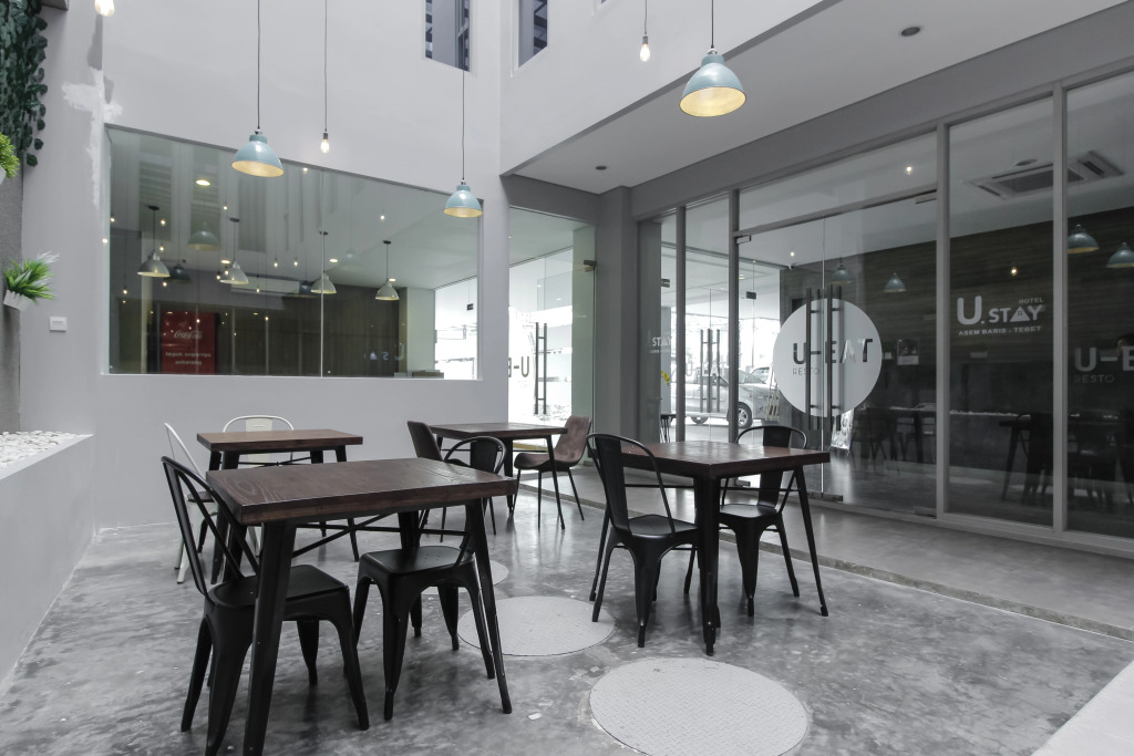RedDoorz Plus near Tebet