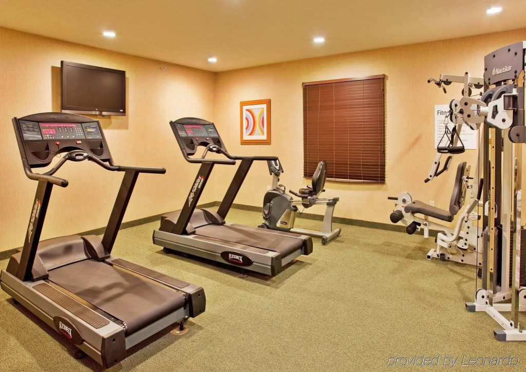 Holiday Inn Express & Suites - Lincoln Downtown by IHG